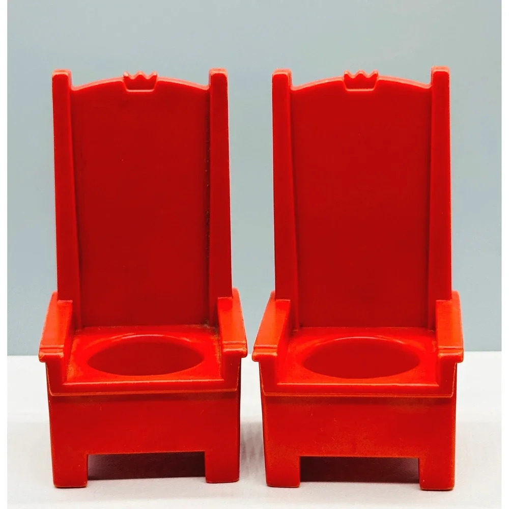 Fisher Price Little People Play Castle Royal Family King Queen Thrones 993